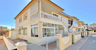 Mieszkanie 2 pokoi w Orihuela, Hiszpania