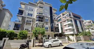 Wohnung 3 zimmer in Konyaalti, Türkei
