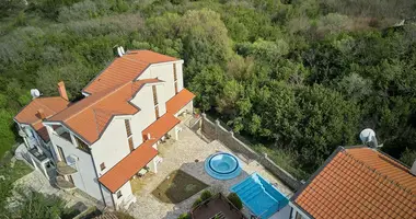 Casa 4 habitaciones en Municipio de Kotor, Montenegro