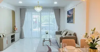 Szeregowiec w Huai Yai, Tajlandia