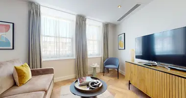 3 bedroom apartment in London, United Kingdom