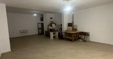 Propiedad comercial 69 m² en Bashkia Vlore, Albania