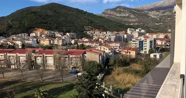 Apartamento 3 habitaciones en Budva, Montenegro