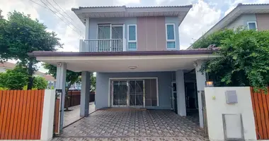 Дом 3 спальни в Huai Yai, Таиланд