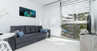 Apartamento 2 habitaciones en Torrevieja, Španjolska