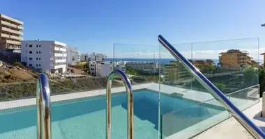2 bedroom apartment in Benalmadena, Spain