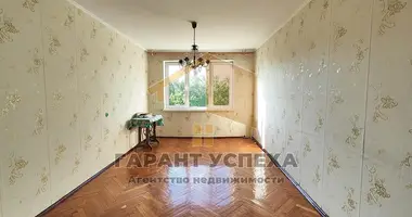 4 room apartment in Muchaviecki sielski Saviet, Belarus