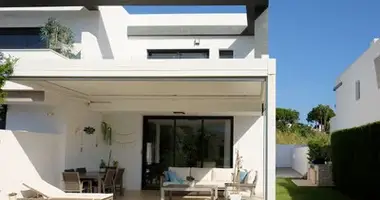 Dom 3 pokoi w Estepona, Hiszpania