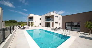 Dom 8 pokojów w Opcina Vrsi, Chorwacja