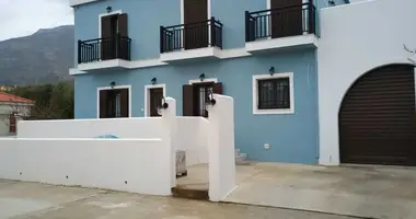 Cottage 4 bedrooms in Kato Pitsa, Greece