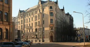 Дом 50 комнат в Рига, Латвия