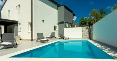 Villa en Omisalj, Croacia
