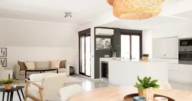 Wohnung 4 Schlafzimmer in San Pedro Alcantara, Spanien