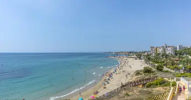 Apartamento 3 habitaciones en Dehesa de Campoamor, Španjolska