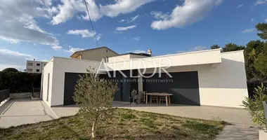 Дом 2 спальни в Барбат, Хорватия