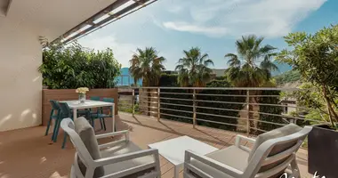 Apartamento 3 habitaciones en Budva, Montenegro