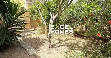 Haus 4 Schlafzimmer in Qrendi, Malta