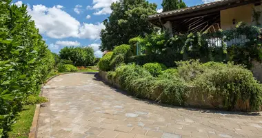 Villa 5 bedrooms in Rome, Italy