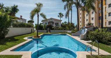 Dom 5 pokojów w Estepona, Hiszpania