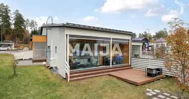 Casa 5 habitaciones en Helsinki sub region, Finlandia