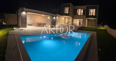 Casa 3 habitaciones en Rovinjsko Selo, Croacia