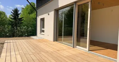 Дом в Медводе, Словения