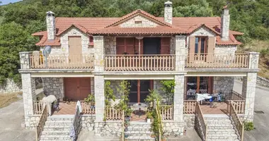 Cottage 4 bedrooms in Roupakia, Greece