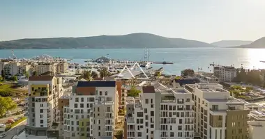 Mieszkanie 3 pokoi w Tivat, Czarnogóra