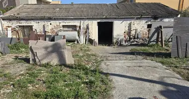 Almacenes en Venta en Spitallë, Ubicados en la Carretera Principal! en Bashkia Durres, Albania