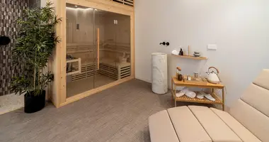 Villa 6 bedrooms in Benahavis, Spain