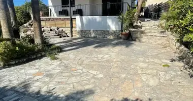 Haus 5 Schlafzimmer in Germasogeia, Zypern