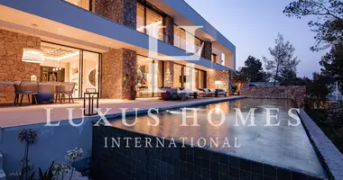 Villa 5 bedrooms in Santa Eularia des Riu, Spain