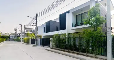 Villa 4 bedrooms in Choeng Thale, Thailand