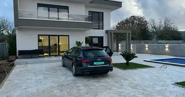 Casa 4 habitaciones en Bar, Montenegro