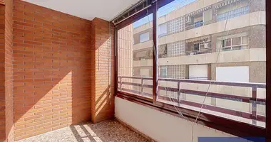 Apartamento en Alicante, Španjolska