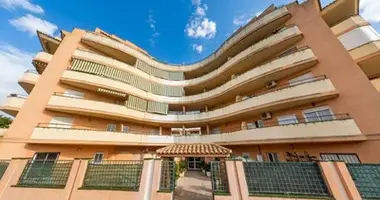 2 bedroom apartment in Manilva, Spain