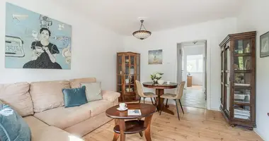 Wohnung 3 zimmer in Warschau, Polen