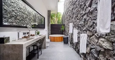 Villa 7 bedrooms in Canggu, Indonesia