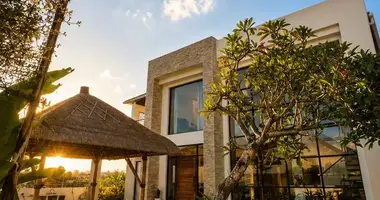 Appartement 6 chambres dans Buwit, Indonésie