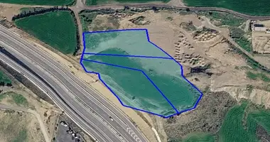 Działka w Nisou, Cypr