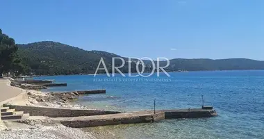 Terrain dans Grad Cres, Croatie