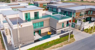 Дом 6 спален в Huai Yai, Таиланд