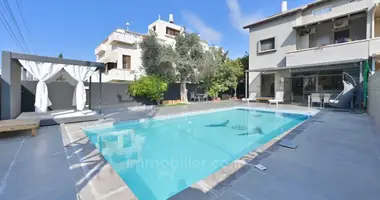 Вилла 7 комнат в Ришон-ле-Цион, Израиль