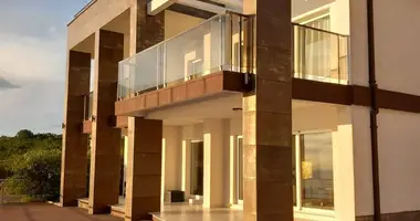 4 bedroom apartment in Montenegro