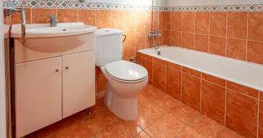 2 bedroom apartment in Peyia, Cyprus