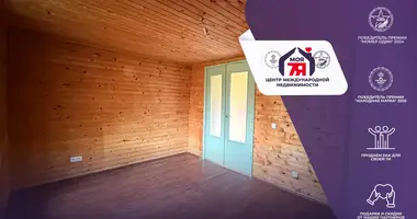 Casa en Dziahilna, Belarús