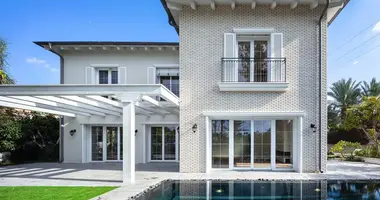 Villa 5 bedrooms in Herzliya, Israel