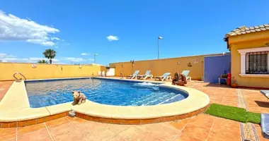 6 bedroom house in Torrevieja, Spain