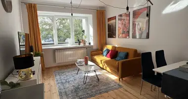 Квартира 4 комнаты в Варшава, Польша