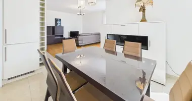 Propriété commerciale 79 m² dans Varsovie, Pologne